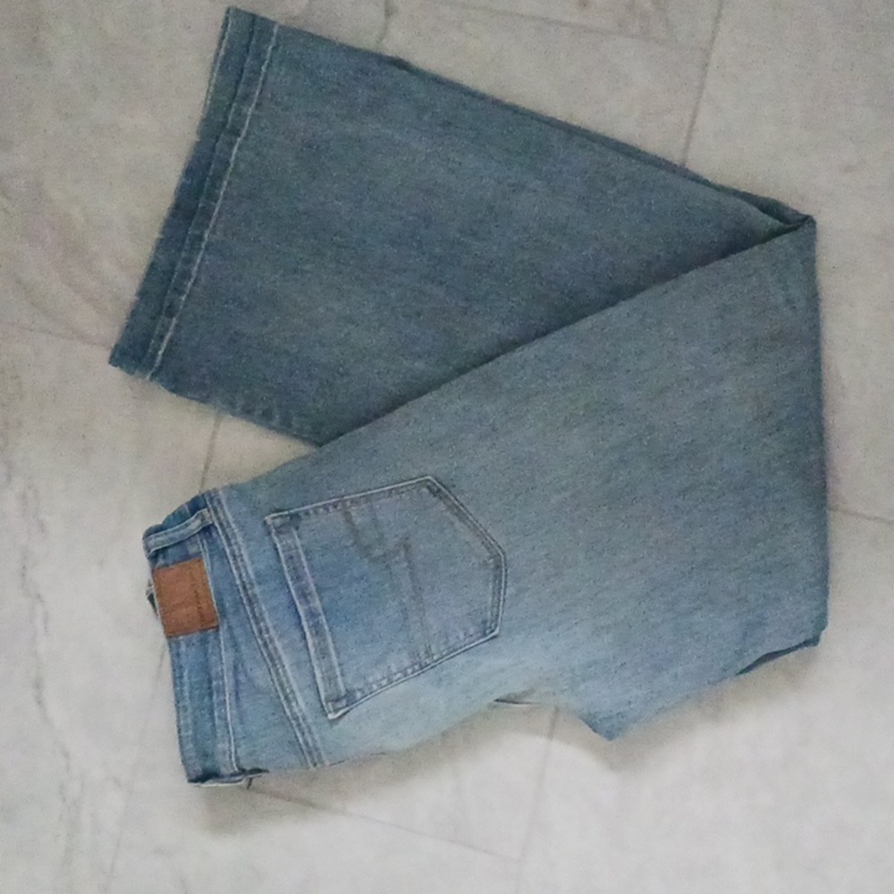 American Eagle wide leg jean